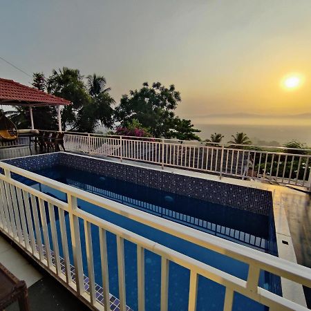 Whitehouse Homestay By Oxystays Hospitality Alībāg Dış mekan fotoğraf