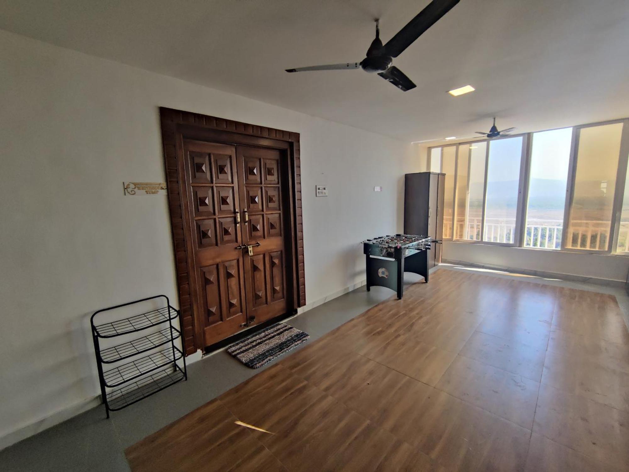 Whitehouse Homestay By Oxystays Hospitality Alībāg Dış mekan fotoğraf