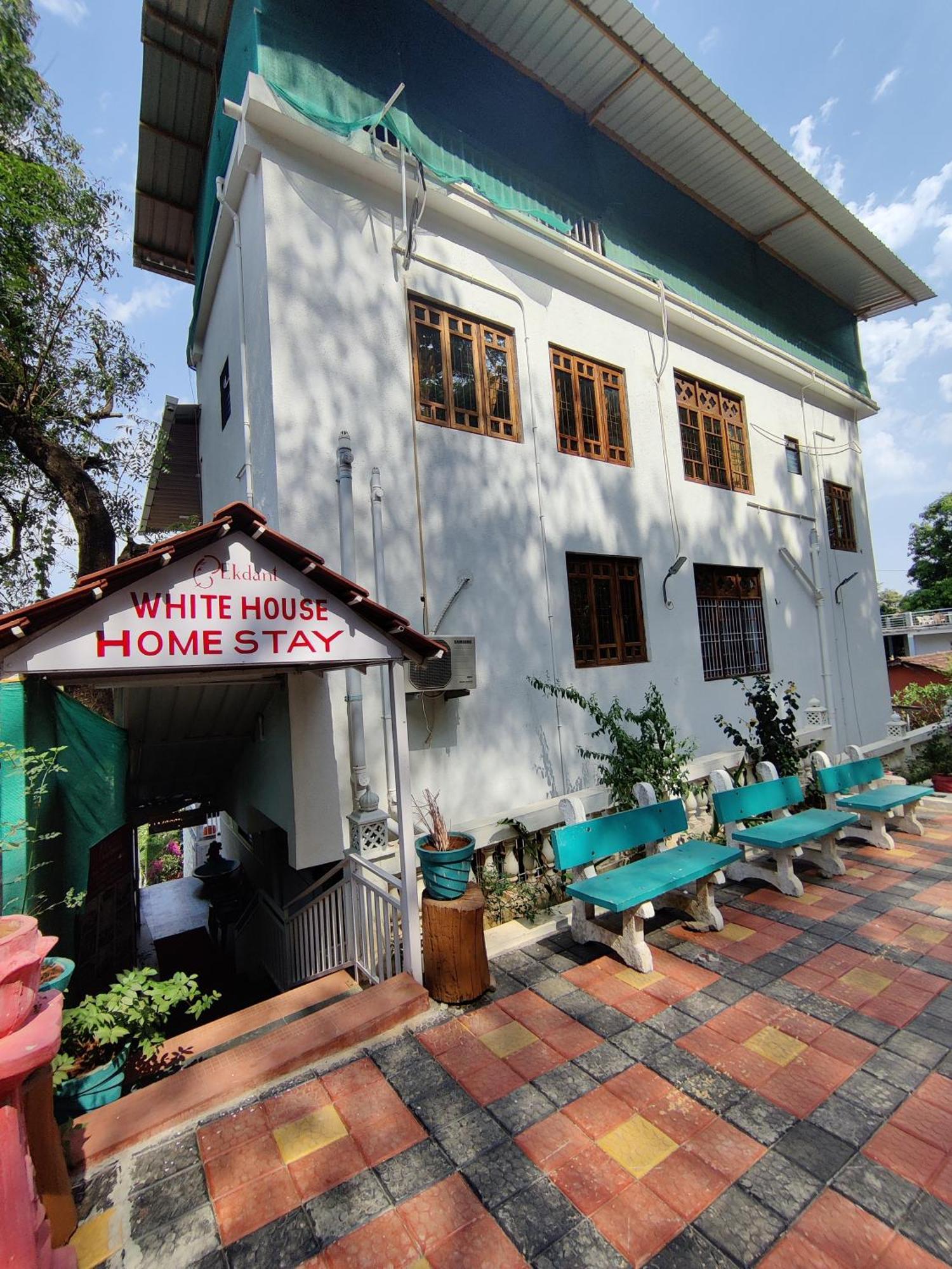 Whitehouse Homestay By Oxystays Hospitality Alībāg Dış mekan fotoğraf