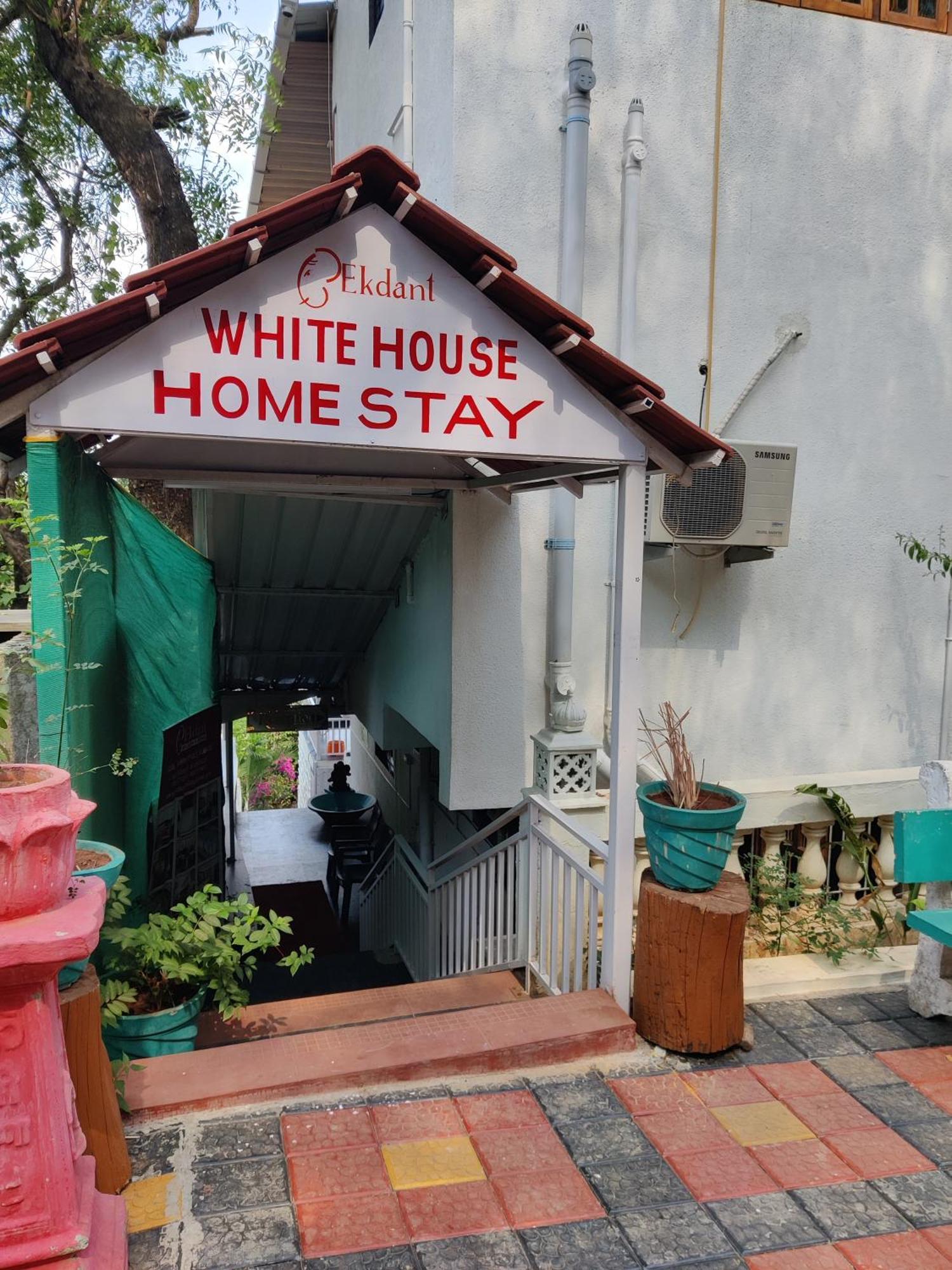 Whitehouse Homestay By Oxystays Hospitality Alībāg Dış mekan fotoğraf
