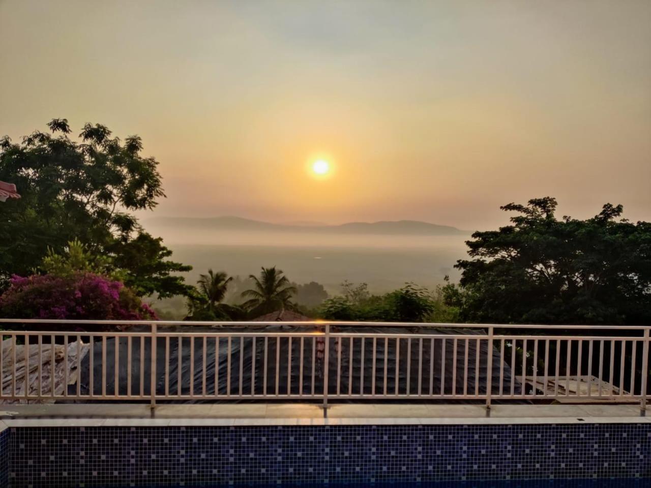 Whitehouse Homestay By Oxystays Hospitality Alībāg Dış mekan fotoğraf